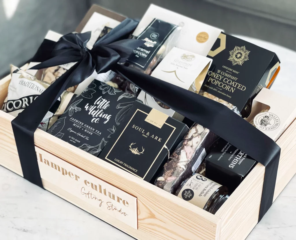 How Can You Personalise a Christmas Gift Box for a More Meaningful Surprise?