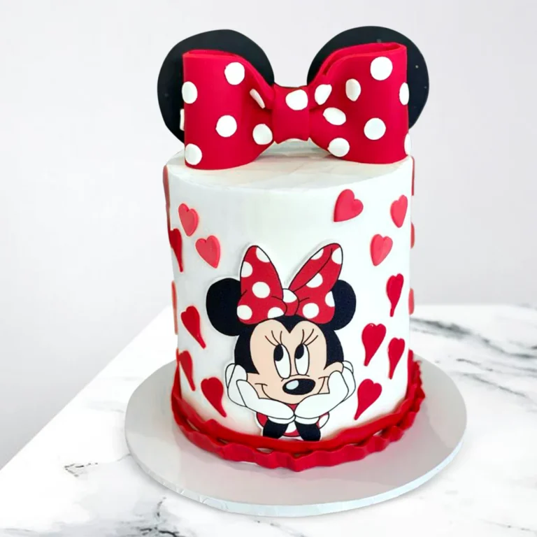 Minnie Mouse Birthday Cake